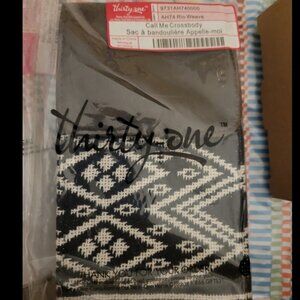 Thirty-one Call me Crossbody purse - Rio Weave